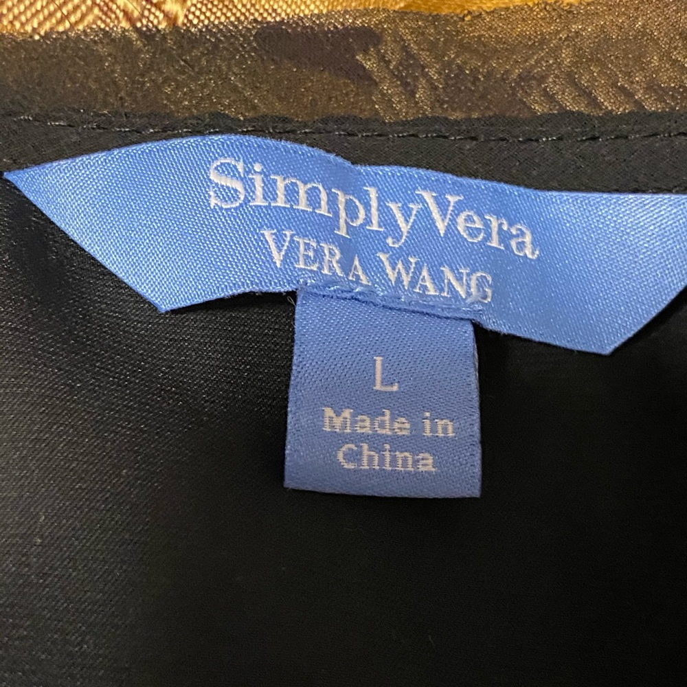 Vera Wang top